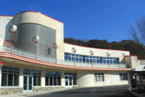 Arcade building